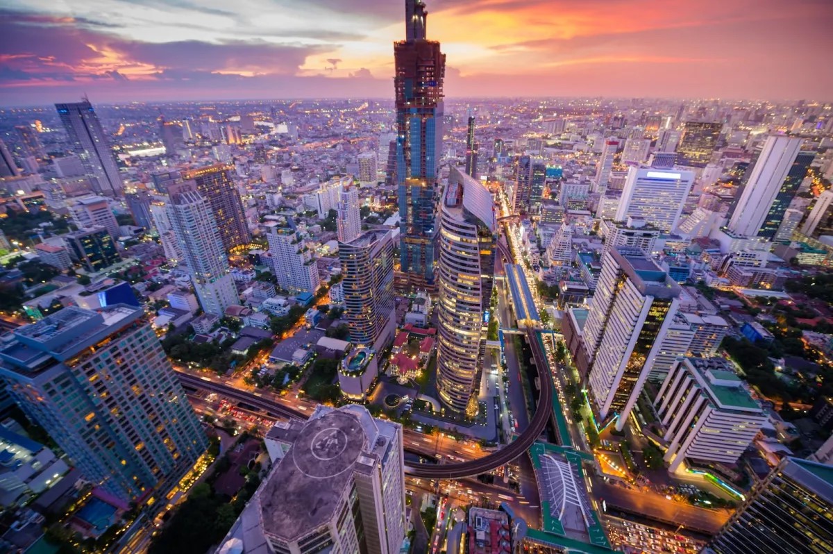 Инвесторы из Китая променяли США на Таиланд