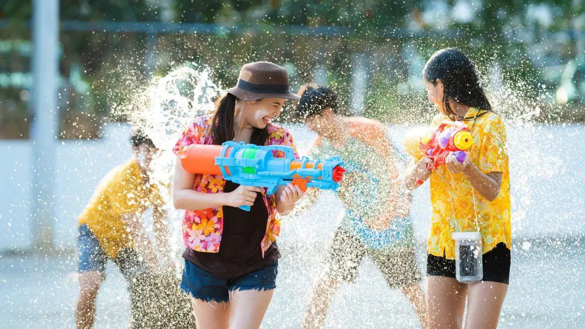 Тайский Новый год Сонгкран пройдёт в этом году как обычно, с 12 по 15 апреля. Чего ждать туристам?